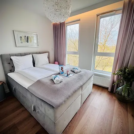 Apartament White Glove Deluxe Abstrakcja Parking Free *